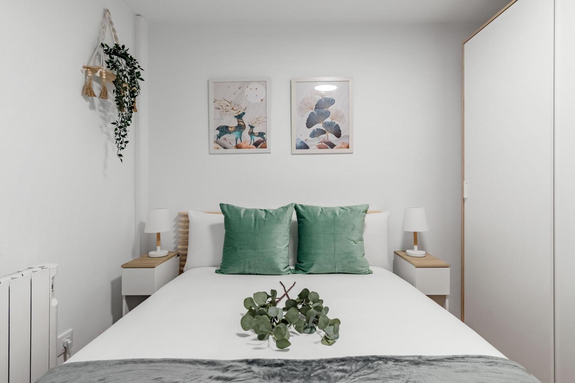 Charming Madrid Comillas 외부 사진